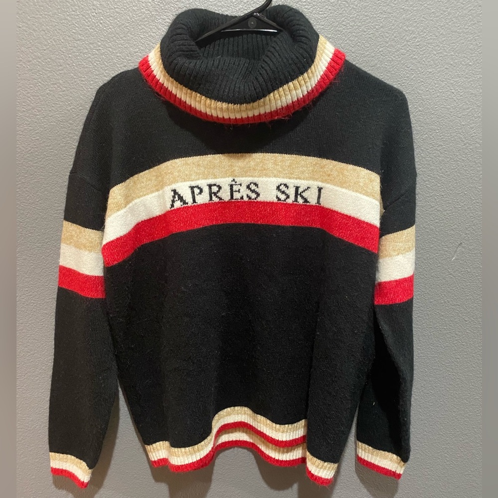 LOU & GREY Apres Ski sweater, women’s size M, great shape